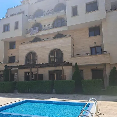 амара б3 студия Appartement *