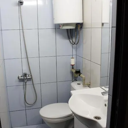 иглика апарт