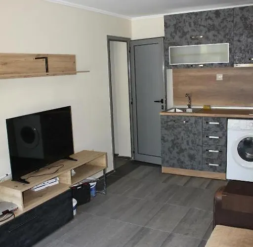 иглика апарт 네세부르